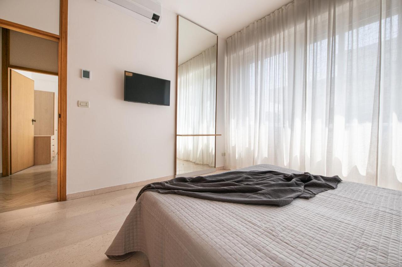 Ventodue Apartment Rimini Luaran gambar