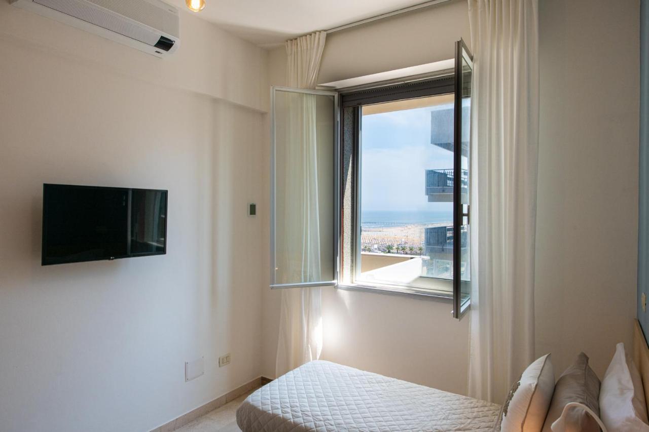 Ventodue Apartment Rimini Luaran gambar