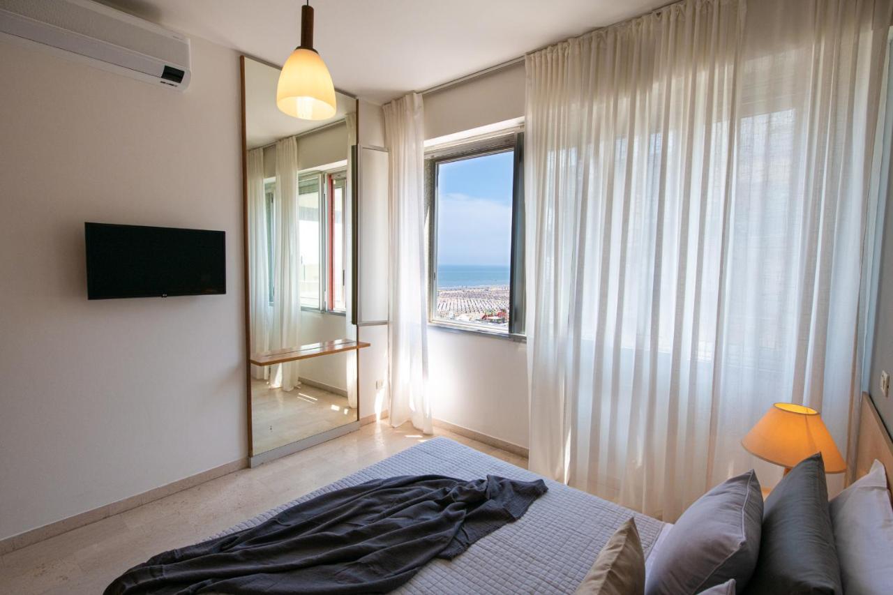 Ventodue Apartment Rimini Luaran gambar